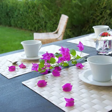 Li Casi Bianchi Apartment *